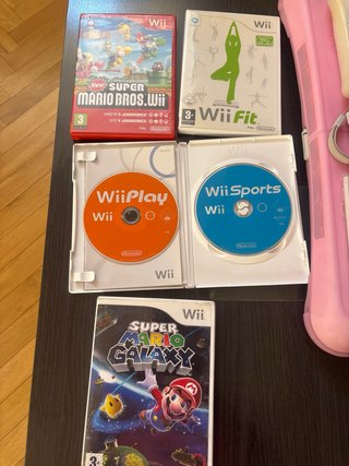 Consola Wii Blanca + Accesorios y Juegos