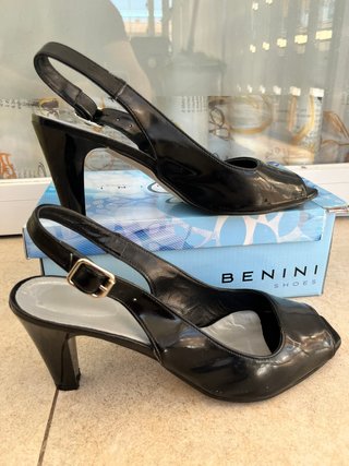Zapatos de tacón negros
