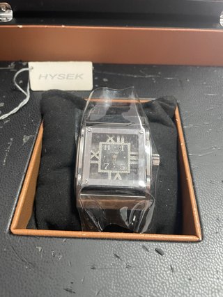Reloj HYSEK FURTIF   Diamantes caballero
