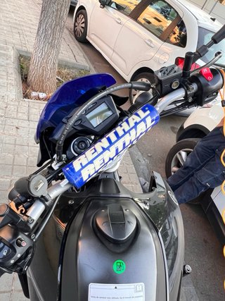 Yamaha XT660R Negra