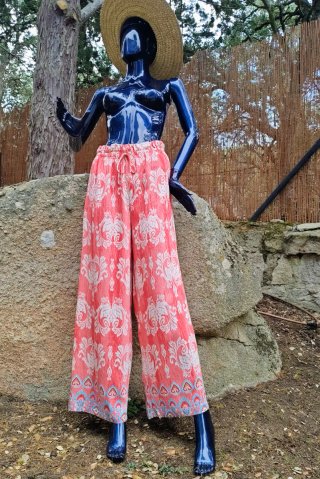 Pantalones anchos estampados talla única