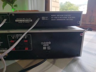 Akai AM-U3 Amplificador y Sintonizador AT-A2L