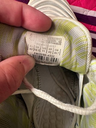 Zapatillas Padel Munich Blancas y Amarillas