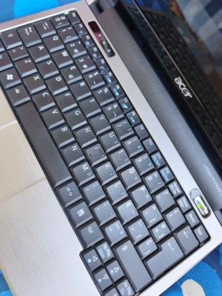 Acer Aspire One d150