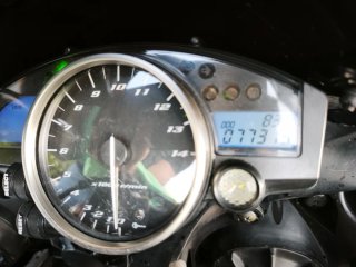 YAMAHA R1 2004