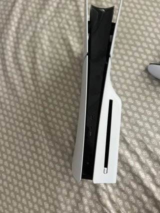 PS5 Slim con lector 1TB Blanca+1 juego