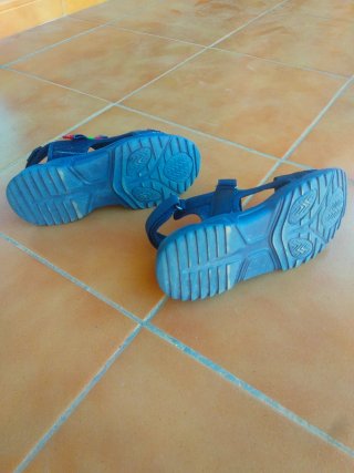 Sandalias abiertas niño