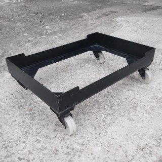 Carro metálico con ruedas 61x41x19cm