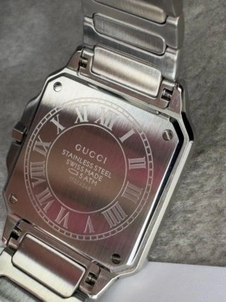 Reloj Gucci G-Flat 30mm