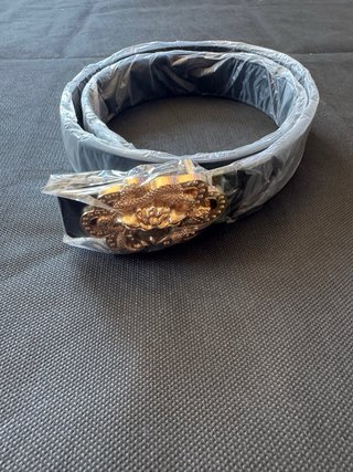 Cinturón Versace Medusa Dorado Negro