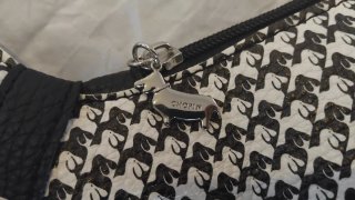 Bolso de mano nuevo estampado geométrico