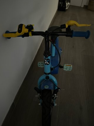 Bicicleta infantil azul 3-5 años