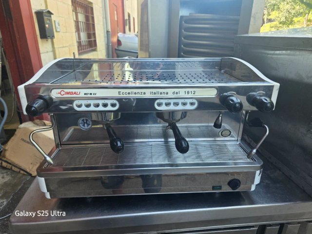 Cafetera Profesional La Cimbali M27 RE