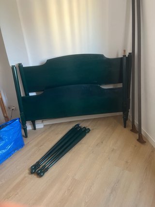 Estructura de cama de madera