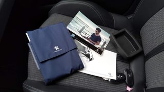 Peugeot 3008 Hybrid 225 Allure e-EAT8 165 kW (225 CV)