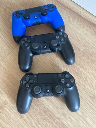 PS4 Fortnite Edición Especial + 3 Mandos
