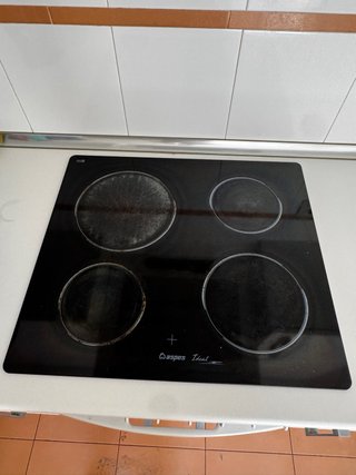 Placa vitrocerámica y Horno Aspes