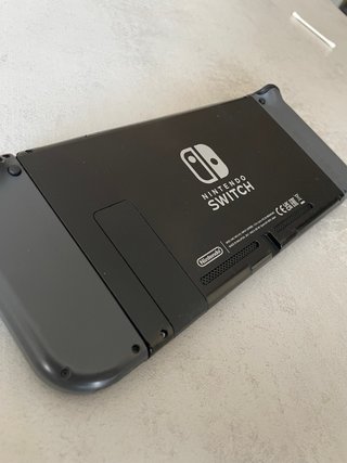 Nintendo Switch + 3 Juegos + Funda de transporte