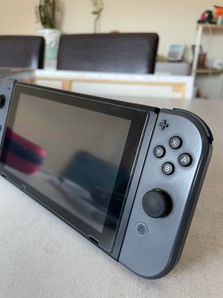 Nintendo Switch + 3 Juegos + Funda de transporte