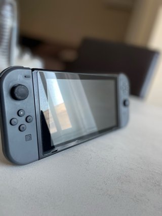 Nintendo Switch + 3 Juegos + Funda de transporte
