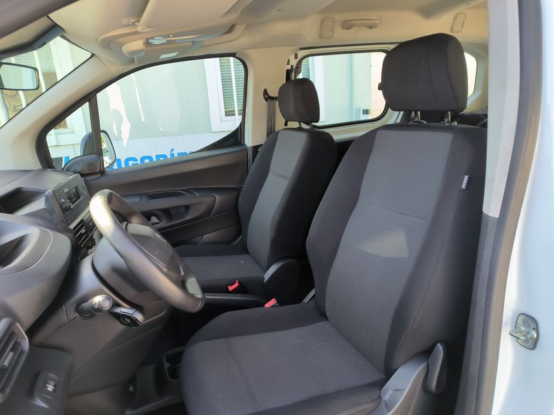 Peugeot Rifter 2022, foto 11