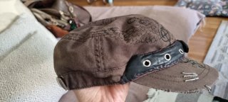 Gorra diseño exclusivo, alternativa. Bajo pedido