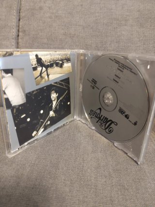 The Darkness DVD Video - Love Is Only A Feeling