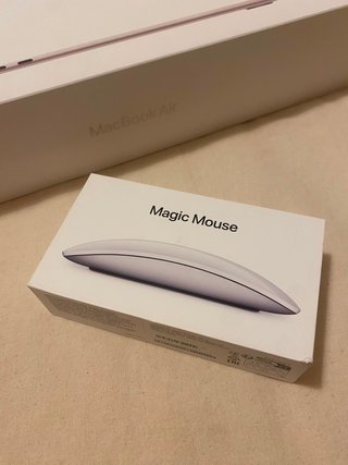MacBook Air 16 GB - 15 pulgadas + Magic Mouse