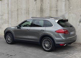 CAYENNE DIESEL 3.0 245 CV * 2 DUEÑOS Y LIBRO *