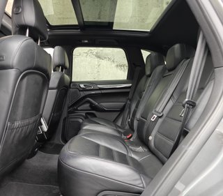 CAYENNE DIESEL 3.0 245 CV * 2 DUEÑOS Y LIBRO *