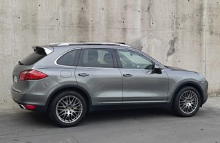 CAYENNE DIESEL 3.0 245 CV * 2 DUEÑOS Y LIBRO *