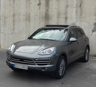 CAYENNE DIESEL 3.0 245 CV * 2 DUEÑOS Y LIBRO *
