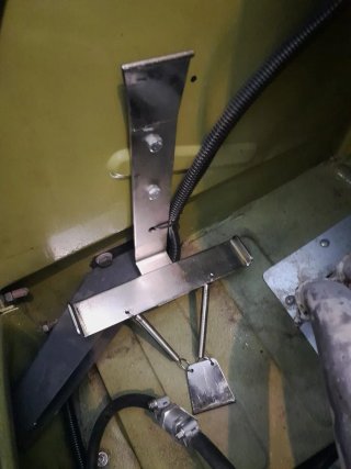 Soporte para lata de aceite