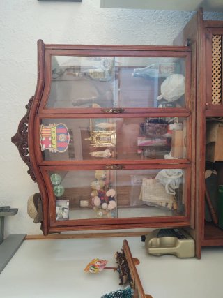Vitrina antigua madera y cristal