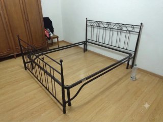 Cornice Letto Matrimoniale Ferro Battuto Nera
