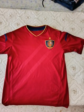 Camiseta España Talla M..L a una talla 42 está bue
