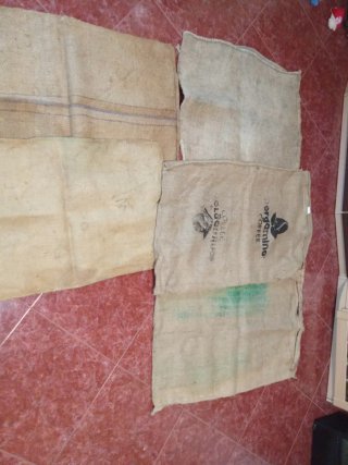 Sacos de yute antiguos (varios)