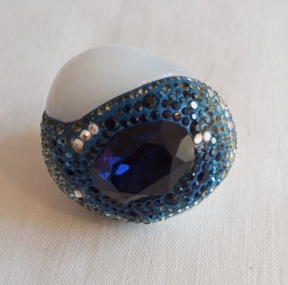 Impactante anillo Swarovski Ying-Yang Talla 56