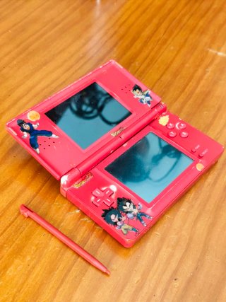 Nintendo DS Lite Roja Dragon Ball