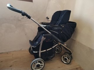 Cochecito de bebé y capazo