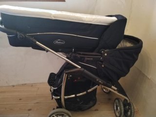 Cochecito de bebé y capazo