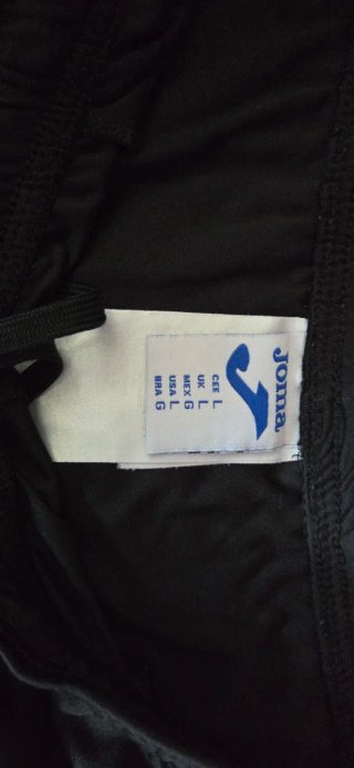 Ropa Joma Getafe. El precio depende del producto