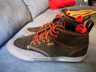 Zapatillas Globe Marrones/Grises Talla 42.5