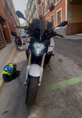 BMW F800R. Modelo 2016
