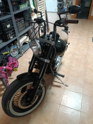 Kawasaki Vulcan 800 Negra y Marrón