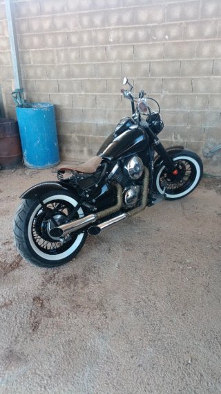 Kawasaki Vulcan 800 Negra y Marrón