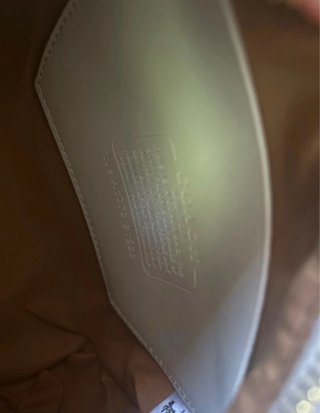 Mochila Coach Monograma Bege e Branco