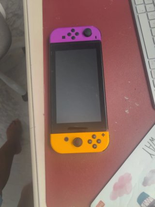 Nintendo Switch 1 con conplementos