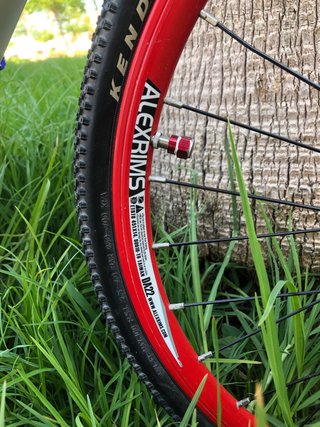 Bicicleta BMX Race 20” + Casco O'Neal impecable