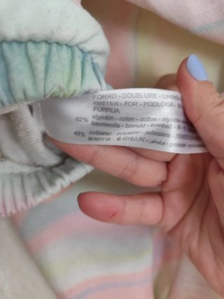 Sudadera Bershka XS color psicodélico pastel